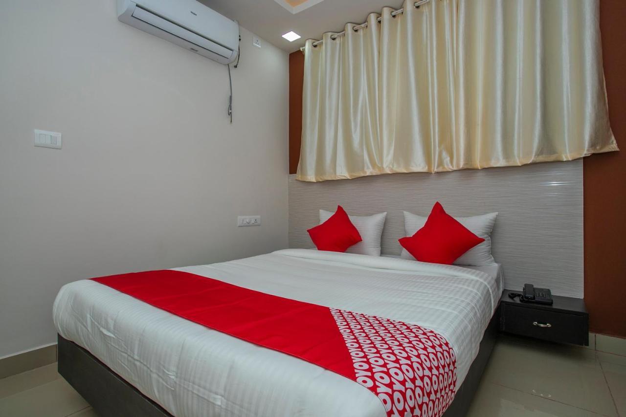 Hotel O Varcity Phi Premium Pavilion ,Above Hdfc Bank ,Near Anjaneya Temple Madiwala, Hosur Main R Bangalore Bagian luar foto