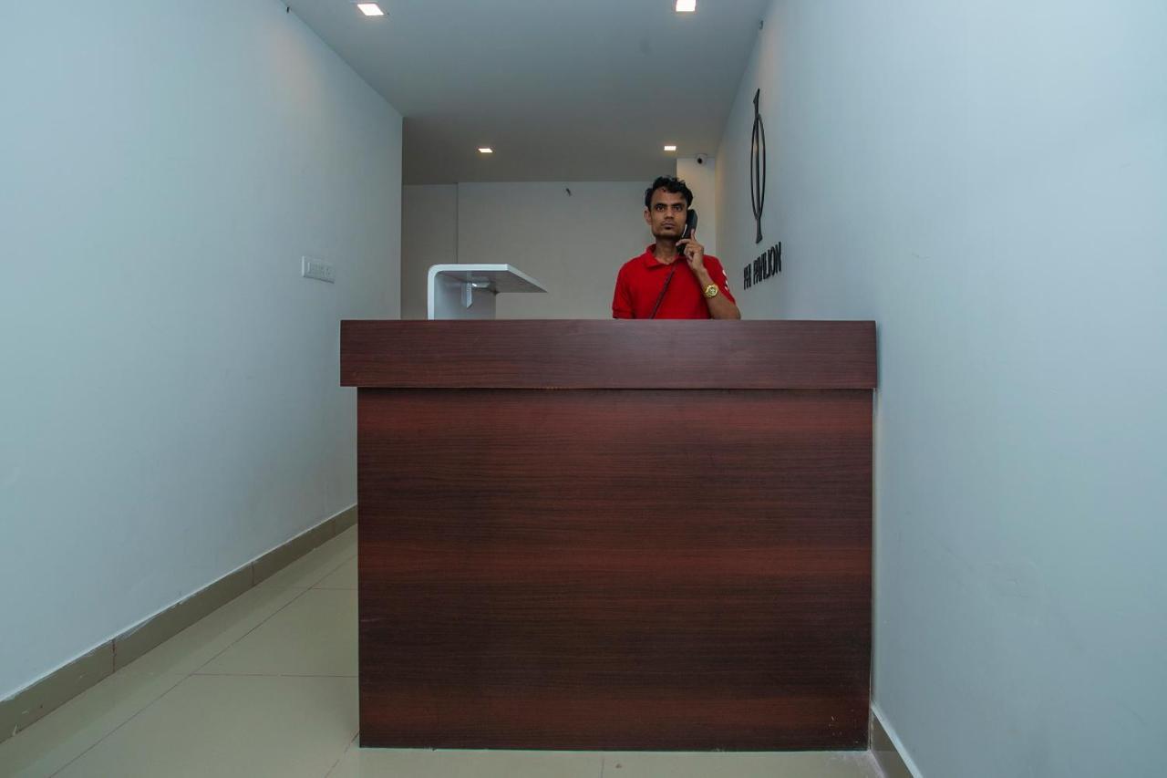 Hotel O Varcity Phi Premium Pavilion ,Above Hdfc Bank ,Near Anjaneya Temple Madiwala, Hosur Main R Bangalore Bagian luar foto