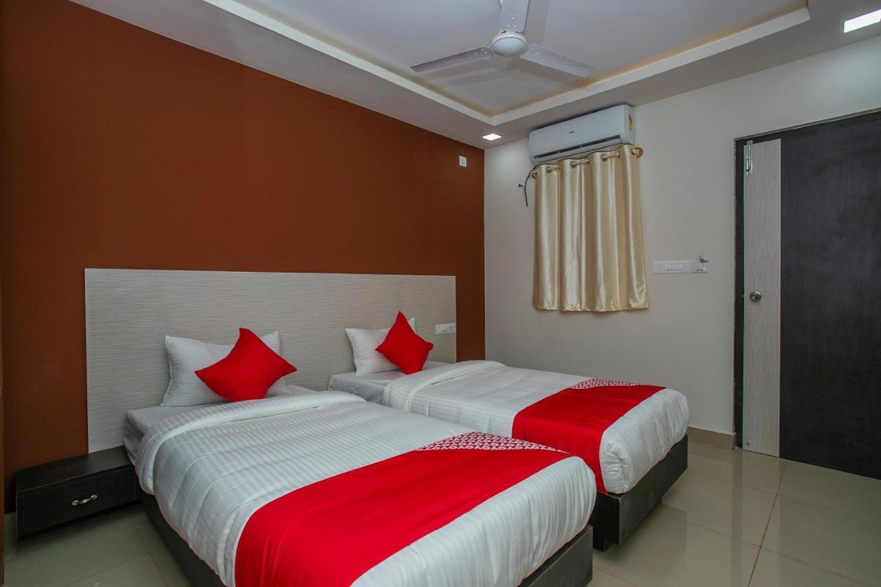 Hotel O Varcity Phi Premium Pavilion ,Above Hdfc Bank ,Near Anjaneya Temple Madiwala, Hosur Main R Bangalore Bagian luar foto